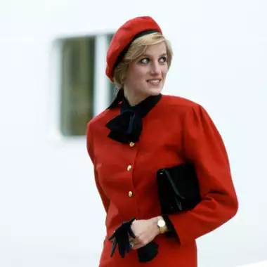 Πριγκίπισσα Diana | Έσπασε το πρωτόκολλο στα πρώτα Χριστούγεννα με τη βασιλική οικογένεια