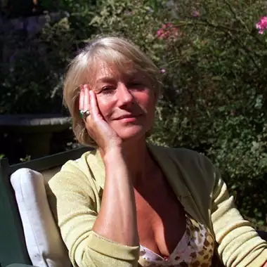 Η άσκηση που έρχεται από το παρελθόν και μπορεί να σας βοηθήσει να κάψετε έως και 700 θερμίδες ανά συνεδρία