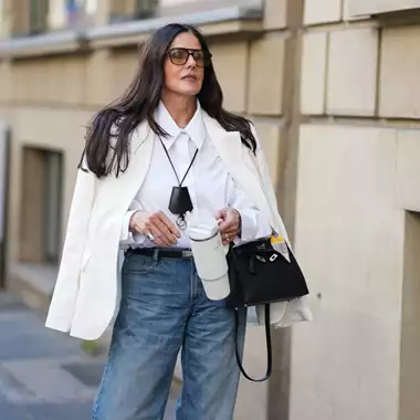 Όλα τα βήματα που δεν πρέπει να παραλείπετε στη φροντίδα της επιδερμίδας σας μετά τα 40