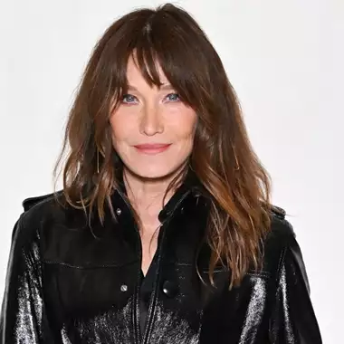 5 χρυσοί κανόνες περιποίησης που κάθε Γαλλίδα ακολουθεί για να έχει νεανική επιδερμίδα μετά τα 50