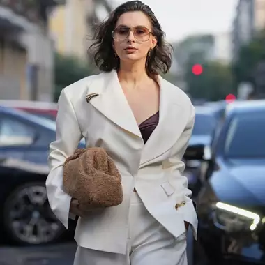 Τα σακάκια σε έκπτωση που μπορείτε να φορέσετε την άνοιξη