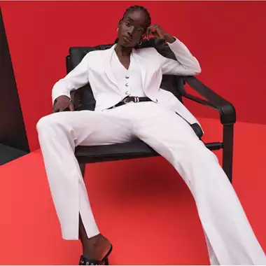 Η HUGO επαναπροσδιορίζει το tailoring