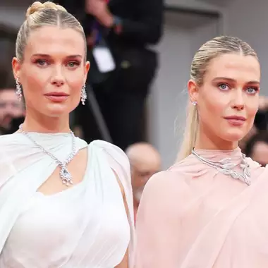 Φεστιβάλ Βενετίας 2025 | Τα sleek hairstyles των αδελφών Spencer είναι η επιτομή της ανεπιτήδευτης κομψότητας