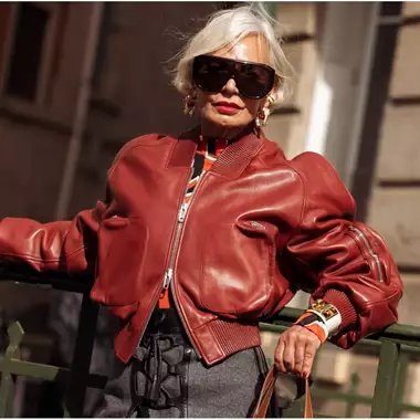 Μπήκε ο Δεκέμβριος | Τα καλύτερα looks για γυναίκες άνω των 50