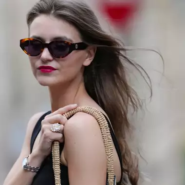 7 serums με υαλουρονικό οξύ που θα ξεδιψάσουν την επιδερμίδα σας