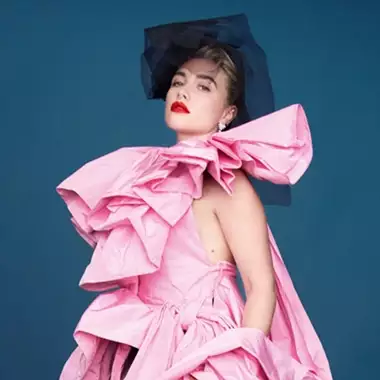 Η Florence Pugh στο Harper's Bazaar Greece: "Θέλω να είμαι σίγουρη ότι ξέρω τι συμβαίνει και να αποτελώ μέρος της αλλαγής"