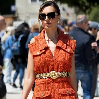 Color Sensation | 6 καλοκαιρινά looks με χρώμα για γυναίκες άνω των 50