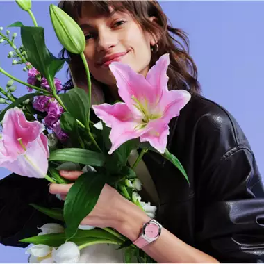 Blossom Time | Η συλλογή της Swatch με ρολόγια που "ανθίζουν" στον καρπό σας