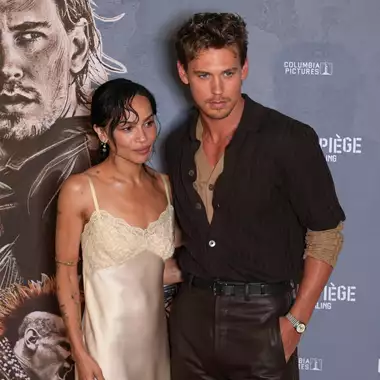 Movie Review | Caught Stealing, μία περιπέτεια με στιλ και πρωταγωνιστές τη Zoë Kravitz και τον Austin Butler