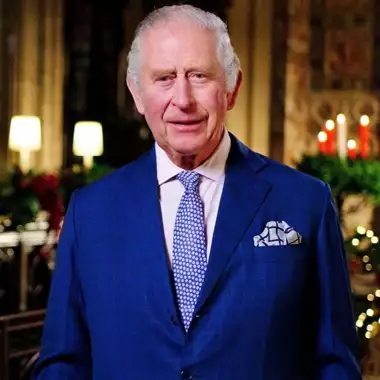 Βασιλιάς Κάρολος | Το χριστουγεννιάτικο δώρο που μισεί