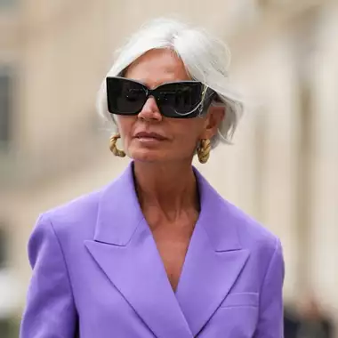 5 μοντέρνα κουρέματα για γκρίζα μαλλιά για να ανανεώσετε το στιλ σας