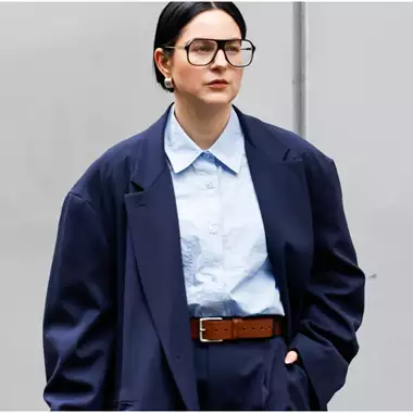 Το blazer που θα φορέσετε περισσότερο την άνοιξη έχει αυτό το χρώμα