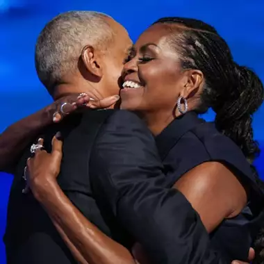 Η Michelle Obama είπε ότι αυτή η συνήθεια του Barack είναι το μεγαλύτερό της πρόβλημα