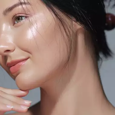 5 πολυτελείς κρέμες προσώπου που αντιστρέφουν τη γήρανση