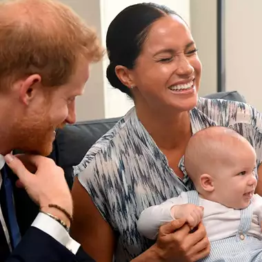 Πρίγκιπας Αrchie | Η φωτογραφία με φωτοστέφανο που ανέβασε η Meghan Markle