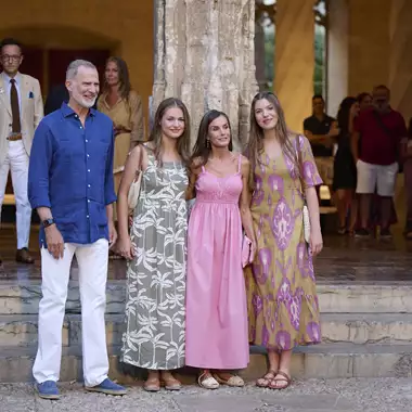 H βασίλισσα Letizia και ο βασιλιάς Felipe απολαμβάνουν τις διακοπές τους στην Ελλάδα