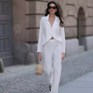 4 κοινά λάθη που κάνετε στο skincare μετά τα 40 σας χρόνια και σαμποτάρουν την επιδερμίδα σας