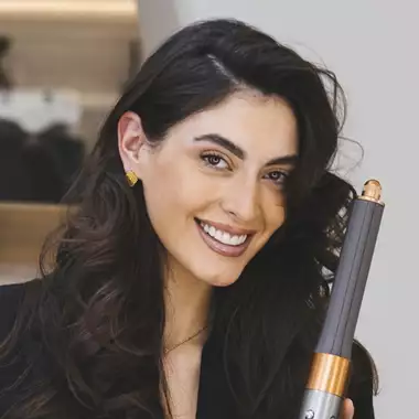 Love is in the (h)air | Τα styling tools που θα σας χαρίσουν τα πιο κομψά χτενίσματα για την Ημέρα του Αγίου Βαλεντίνου