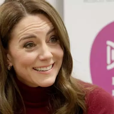 Kate Middleton | Mίλησε για το "σοκ" της διάγνωσης του καρκίνου και πώς επηρεάζει "ολόκληρη την οικογένεια"