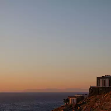 One&Only Kéa Island X Ancient Greek Sandals | Mια συλλεκτική συνεργασία εμπνευσμένη από το ελληνικό καλοκαίρι