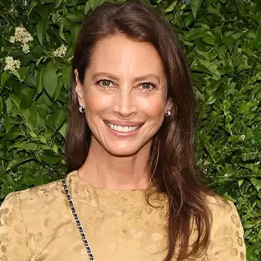 Μακιγιάζ μετά τα 50 | 3 κανόνες για την αγορά των σωστών προϊόντων