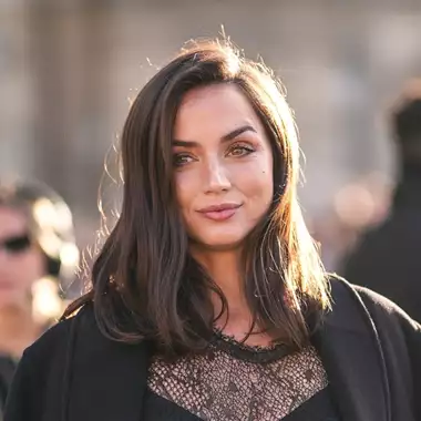 Αυτό το chic κούρεμα δείχνει τέλειο ακόμα και χωρίς καθόλου styling