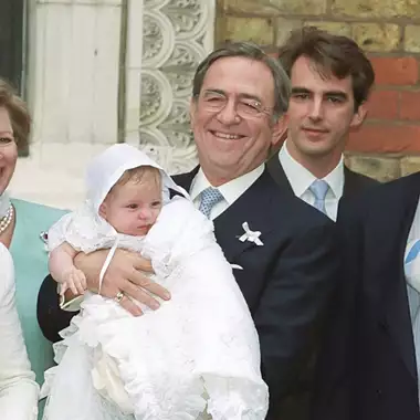 26 χρόνια πριν | Όταν o Νικόλαος Ντε Γκρες πόζαρε δίπλα στον μελλοντικό βασιλιά της Αγγλίας