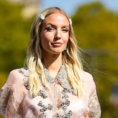 Οι 5 καλύτερες ενυδατικές κρέμες με χρώμα για ανάλαφρη κάλυψη και λάμψη