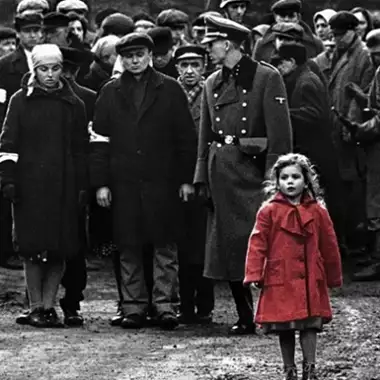 5+1 καθηλωτικές ταινίες για το Ολοκαύτωμα