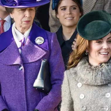 Kate Middleton | Γιατί μετάνιωσε για το χριστουγεννιάτικο look του 2019