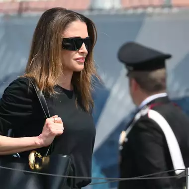 Η σικάτη εμφάνιση της βασίλισσας Ράνιας στον γάμο του Jeff Bezos και της Lauren Sánchez