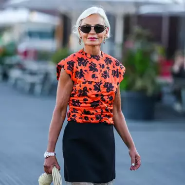 Fabulous at Menopause | Πώς να αντιμετωπίσετε αποτελεσματικά εξάψεις και εφιδρώσεις