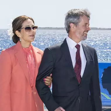 Αποκαλύπτεται το μυστήριο των διακοπών του βασιλιά Frederik και της βασίλισσας Mary