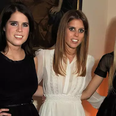 Μαρία Ολυμπία Ντε Γκρες | Σε δείπνο με τις ξαδέλφες του πρίγκιπα William, πριγκίπισσες Ευγενία και Βεατρίκη