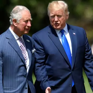 Το δώρο 400 εκατομμυρίων δολαρίων που έλαβε ο Donald Trump ενόψει της συνάντησης με τον βασιλιά Κάρολο