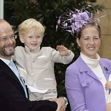 Ζευγάρι της βρετανικής βασιλικής οικογένειας παίρνει διαζύγιο μετά από 19 χρόνια