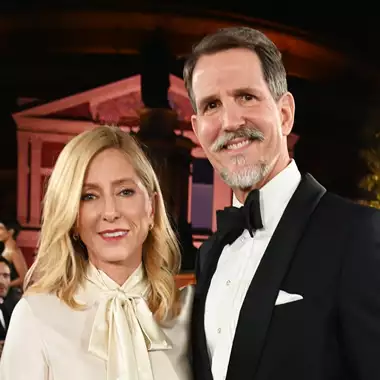 Marie Chantal | Με τον Παύλο Ντε Γκρες στα Fashion Awards 2025 - Το look με υπογραφή Dior