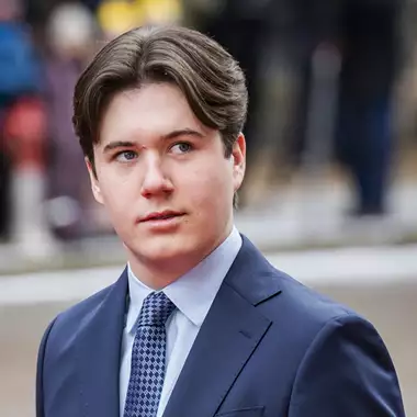 "Αντιβαίνει στην πολιτική της βασιλικής οικογένειας" | Για ποιον λόγο δέχεται έντονη κριτική ο γιος του βασιλιά Frederik και της Mary της Δανίας;