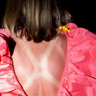 Αδειάζει, γεμίζει το φως | Μία έκθεση διερευνά την αλληλεπίδραση φωτός και τέχνης μέσα από εμβληματικά έργα 17 καλλιτεχνών