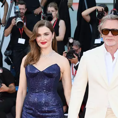 Daniel Craig και Rachel Weisz σε μία σπάνια red carpet εμφάνιση στο 81ο Φεστιβάλ Βενετίας