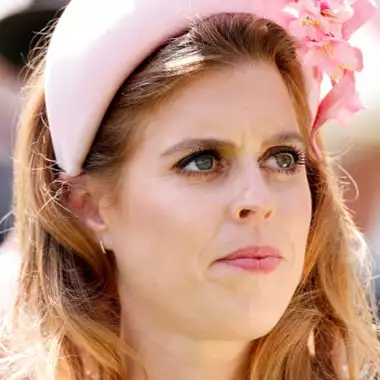 Πριγκίπισσα Βεατρίκη | Η έπαυλη με τα 7 δωμάτια που πήρε δώρο στα 9α γενέθλιά της