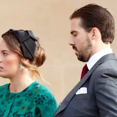 Nina Flohr | Το δείπνο γενεθλίων με τον Φίλιππο Ντε Γκρες και καλούς τους φίλους σε πολυτελές σαλέ στις Άλπεις