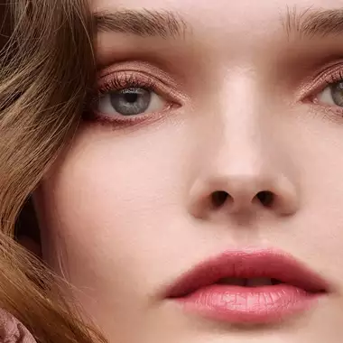 Τα Κουμπιά της Chanel | H νέα συλλεκτική συλλογή μακιγιάζ του οίκου Chanel που δεν πρέπει να χάσετε