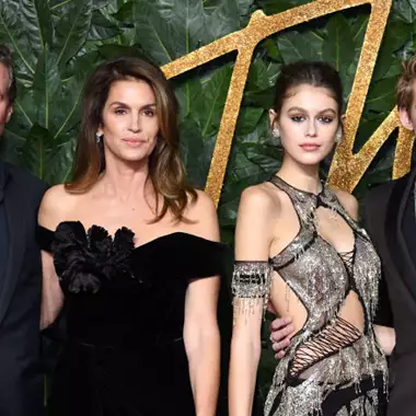 Presley Gerber | Ο 26χρονος γιος της Cindy Crawford εξομολογείται τη σκληρή μάχη που δίνει με τη ψυχική υγεία