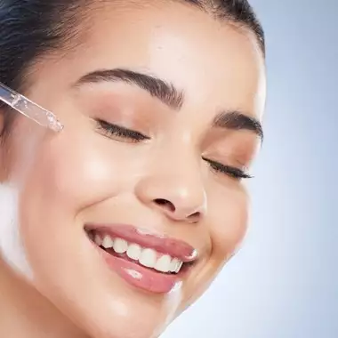 Ρετινόλη | 5 λόγοι να τη βάλετε σήμερα κιόλας στη ρουτίνα σας