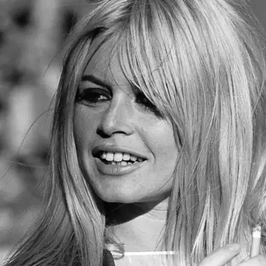 Brigitte Bardot | Η υπόσχεση που είχε δώσε στον γιο της και δεν έμαθε ποτέ κανείς