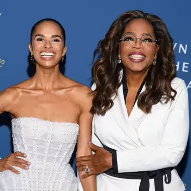 Ophrah Winfrey | Σπάνια βραδινή εμφάνιση μετά την απώλεια αρκετών κιλών