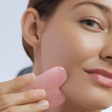 3 λάθη που κάνετε όταν χρησιμοποιείτε το gua sha