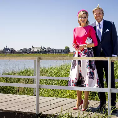 Βασίλισσα Maxima & βασιλιάς Willem Alexander | Για ποιον λόγο δέχονται οξεία κριτική για τις διακοπές τους στο Κρανίδι;