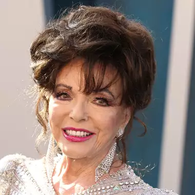 H Joan Collins αποκαλύπτεται | Ο βασικός κανόνας της ζωής της και το (απρόσμενο) αγαπημένο της fashion brand